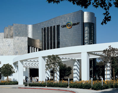 Cerritos_Library_p11.jpg (40010 bytes)